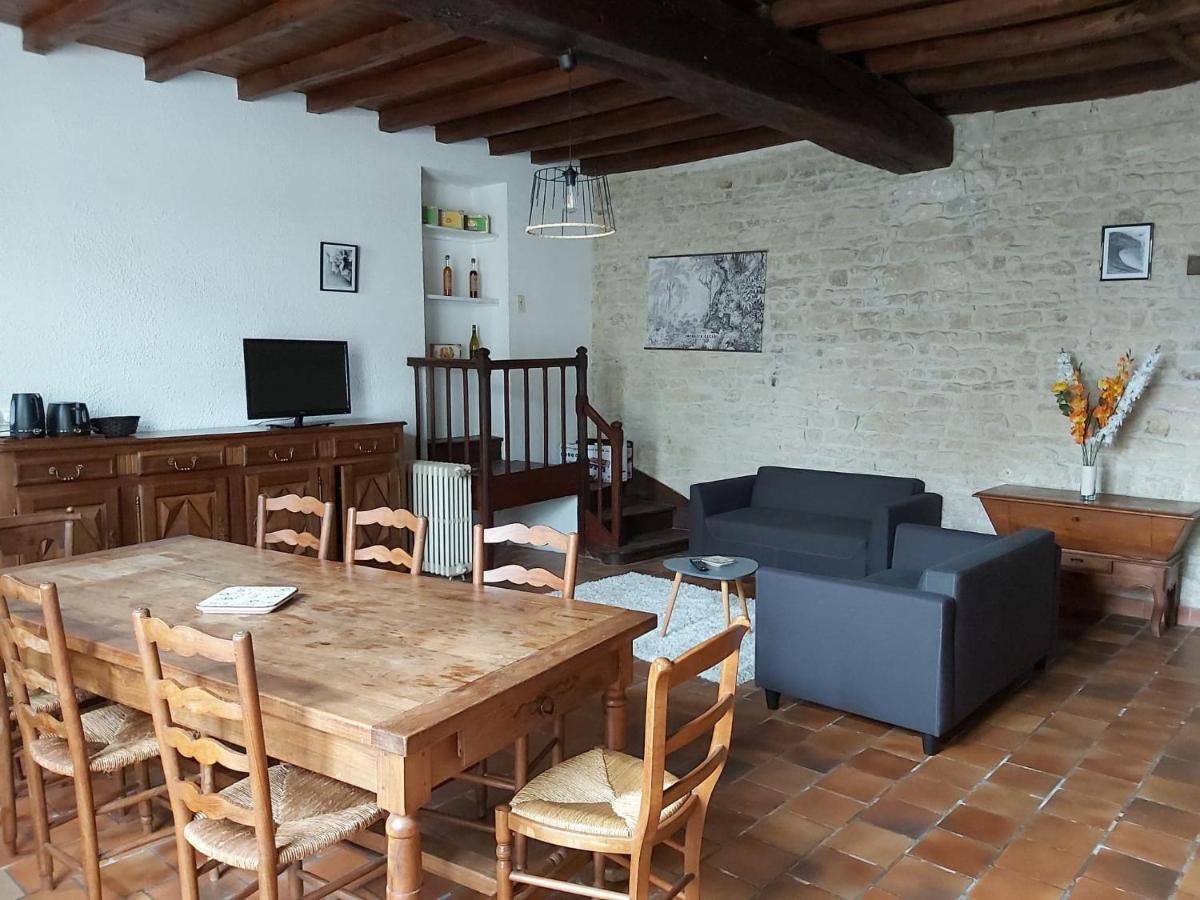 Logis Des Bessons Bed and Breakfast Migron Eksteriør billede